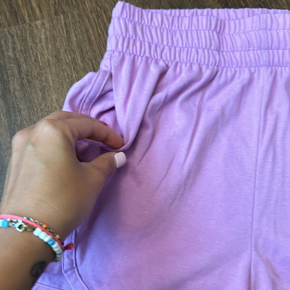 Girls Nike shorts - Picture 3 of 7